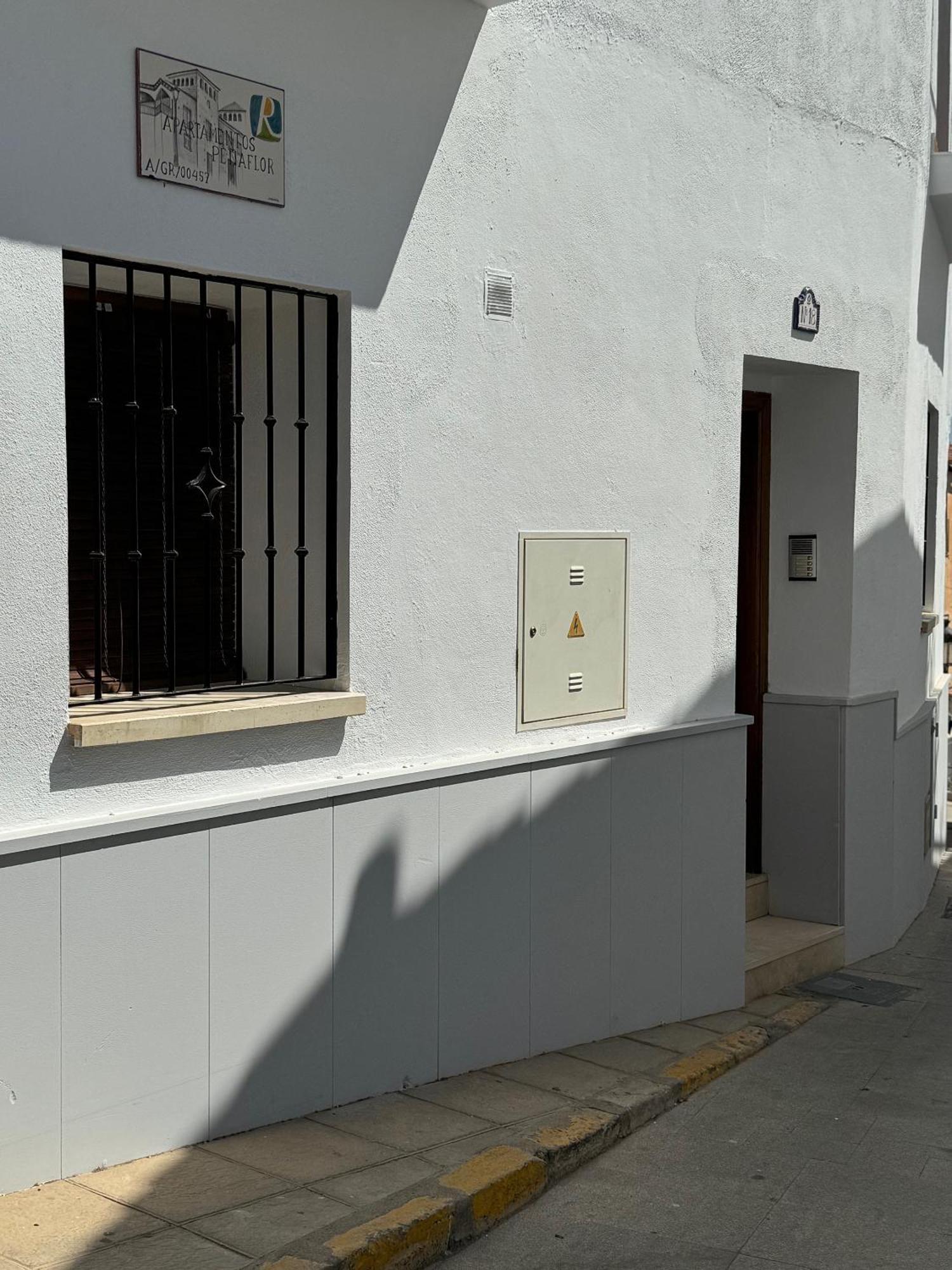 Apartamentos Penaflor Гвадикс Экстерьер фото